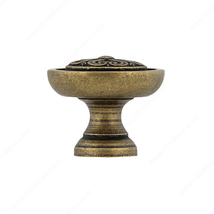 Traditional Metal Knob Brass / 044