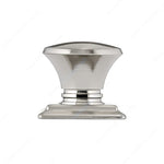 Knob, Pull, Handle/ Brushed Nickel 195