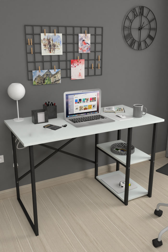 Study desk with 2 shelves 60 X 90 Cm