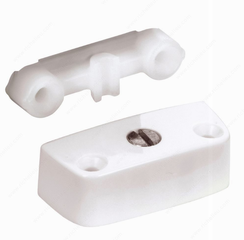 Screw-in Assembly Housing and Fitting  Bag of 24